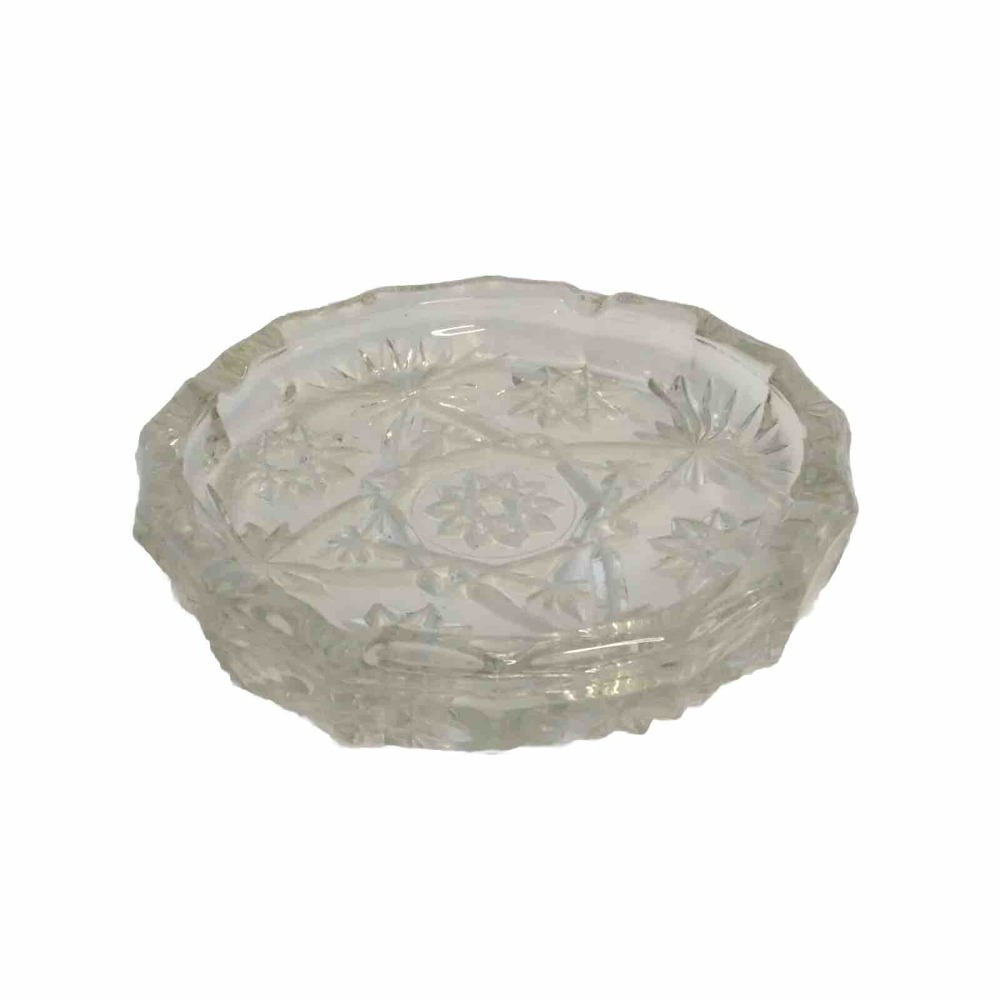 Vintage Crystal Clear Cut Glass 7.5 Inches Round Shape Table Ash Tray